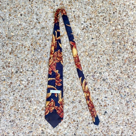 Halston 100% Silk Capricorn Zodiac Tie - Picture 7 of 7